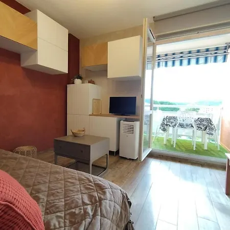 Apartment Les Chenes Climatise Avec Terrasse A 8mn A Pieds De La *