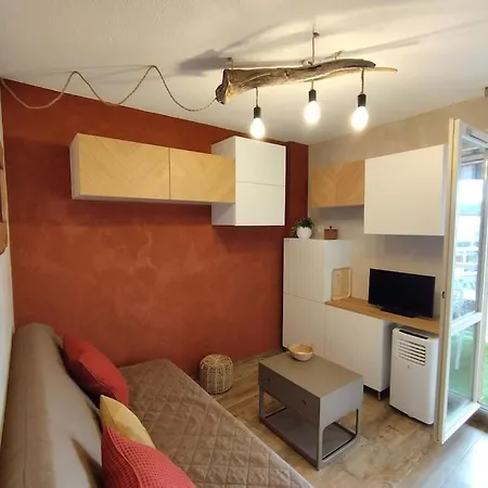 Les Chenes Climatise Avec Terrasse A 8mn A Pieds De La Apartment Bormes-les-Mimosas